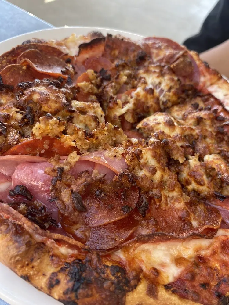 Meatzzaaa Pizza